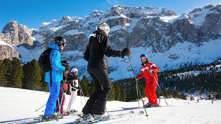 Lezioni per adulti della scuola di sci Selva Val Gardena